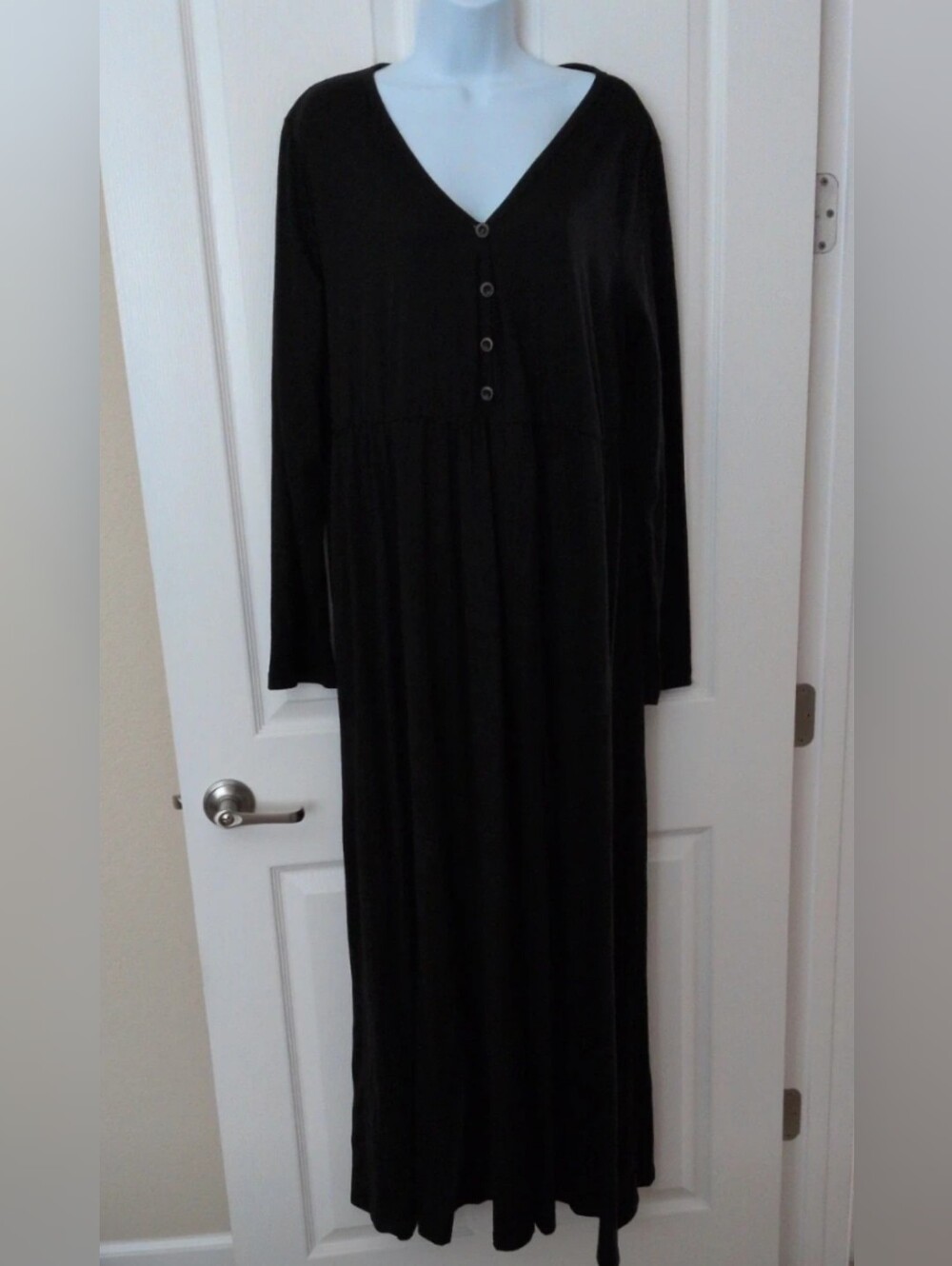 Shein Classic Black V-Neck Long Sleeve Maxi Dress, XXL